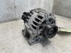 Dynamo van een Peugeot 206 (2A/C/H/J/S), 1998 / 2012 1.6 16V, Hatchback, Benzine, 1.587cc, 80kW (109pk), FWD, TU5JP4; NFU, 2000-07 / 2009-04, 2ANFU; 2CNFU; 2HNFU; 2JNFU 2002