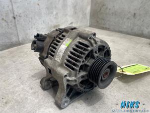 Gebruikte Dynamo Peugeot 206 (2A/C/H/J/S) 1.4 XR,XS,XT,Gentry Prijs op aanvraag aangeboden door Niks autodemontage