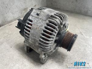 Gebruikte Dynamo Volkswagen Passat Variant (3C5) 2.0 TDI 16V 140 Prijs op aanvraag aangeboden door Niks autodemontage