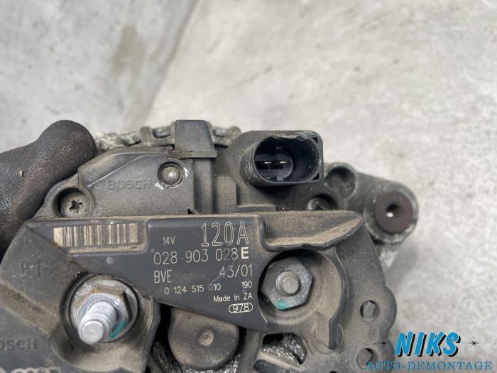 Dynamo van een Volkswagen Golf IV (1J1) 1.9 TDI 100 2001
