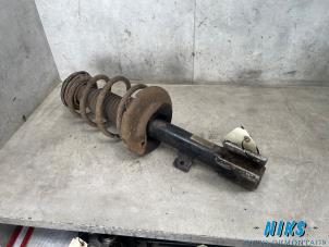 Gebruikte Veerpoot rechts-voor Peugeot Partner (GC/GF/GG/GJ/GK) 1.6 HDI 75 16V Prijs op aanvraag aangeboden door Niks autodemontage