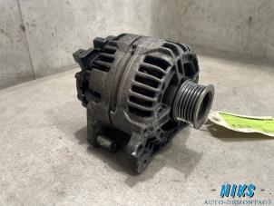 Gebruikte Dynamo Volkswagen Golf V (1K1) 1.4 FSI 16V Prijs op aanvraag aangeboden door Niks autodemontage