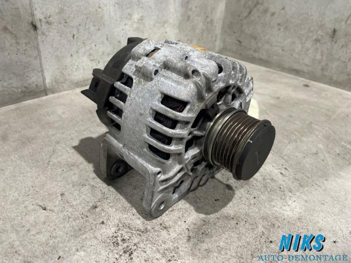 Gebruikte Dynamo Audi A3 (8L1) 1.8 20V Prijs op aanvraag aangeboden door Niks autodemontage