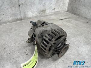 Gebruikte Dynamo Toyota Yaris (P1) 1.0 16V VVT-i Prijs op aanvraag aangeboden door Niks autodemontage