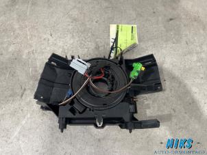 Gebruikte Klokveer Airbag Renault Clio III (BR/CR) 1.2 16V 75 Prijs op aanvraag aangeboden door Niks autodemontage