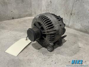 Gebruikte Dynamo Volkswagen Passat Variant (3C5) 2.0 TDI 16V 140 Prijs op aanvraag aangeboden door Niks autodemontage