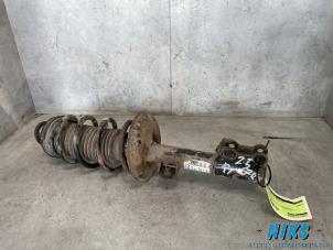 Gebruikte Schokdemperpoot rechts-voor Opel Corsa D 1.3 CDTi 16V ecoFLEX Prijs op aanvraag aangeboden door Niks autodemontage