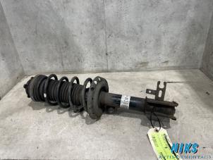 Gebruikte Mac Phersonpoot rechts-voor Opel Astra H (L48) 1.4 16V Twinport Prijs op aanvraag aangeboden door Niks autodemontage