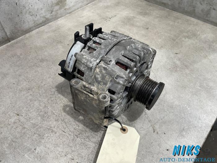 Gebruikte Alternator Mercedes Vito (639.6) 2.2 109 CDI 16V Prijs op aanvraag aangeboden door Niks autodemontage
