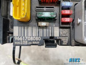 Gebruikte Zekeringkast Citroen C4 Grand Picasso (UA) 2.0 16V Autom. Prijs op aanvraag aangeboden door Niks autodemontage