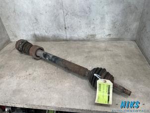 Gebruikte Aandrijfas rechts-voor Volkswagen Caddy II (9K9A) 1.9 SDI Prijs op aanvraag aangeboden door Niks autodemontage