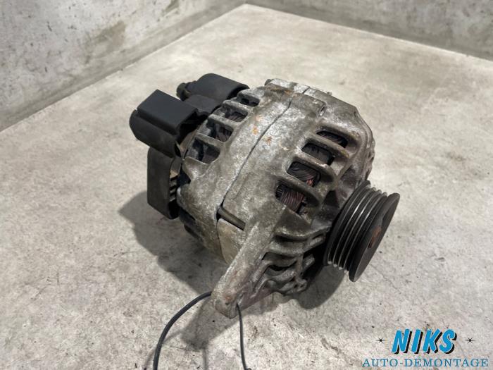 Gebruikte Dynamo Hyundai Getz 1.3i 12V Prijs op aanvraag aangeboden door Niks autodemontage
