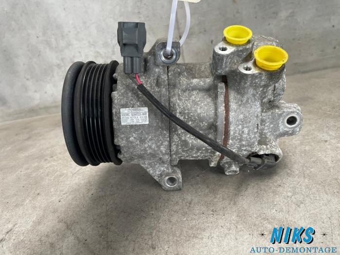 Gebruikte Aircopomp Mitsubishi Colt (Z2/Z3) 1.3 16V Prijs op aanvraag aangeboden door Niks autodemontage