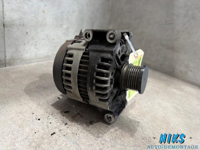 Gebruikte Dynamo Peugeot 308 (4A/C) 1.6 16V THP Autom. Prijs op aanvraag aangeboden door Niks autodemontage