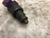 Injector (benzine injectie) van een Renault Clio 1998