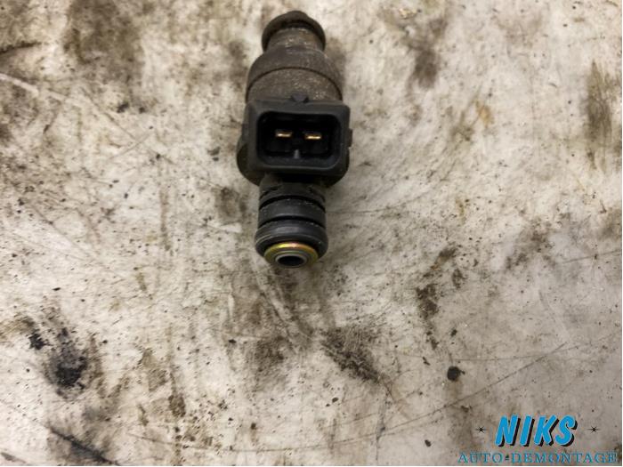Injector (benzine injectie) van een Daewoo Matiz 0.8 S,SE 2001