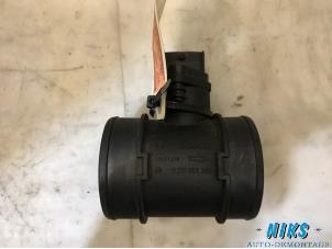 Gebruikte Luchtweger Alfa Romeo 147 (937) 1.6 Twin Spark 16V Prijs op aanvraag aangeboden door Niks autodemontage