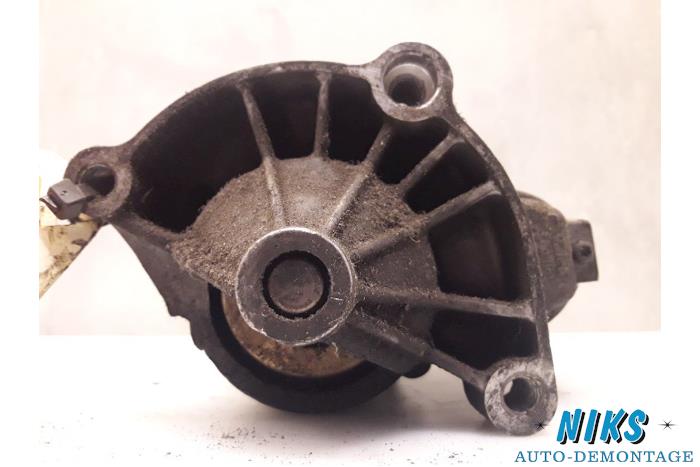 Gebruikte Startmotor Peugeot 306 (7A/C/S) 1.9 D,XND,XAD,XRAD Prijs op aanvraag aangeboden door Niks autodemontage