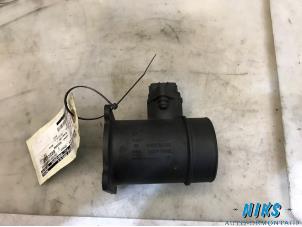 Gebruikte Luchtweger Nissan Almera Tino (V10M) 2.2 Di 16V Prijs op aanvraag aangeboden door Niks autodemontage