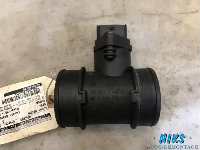 Gebruikte Luchtweger Opel Corsa C (F08/68) 1.0 12V Twin Port Prijs op aanvraag aangeboden door Niks autodemontage