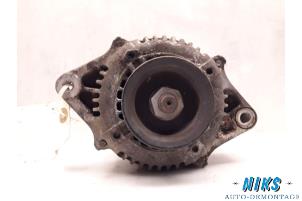 Gebruikte Dynamo Daihatsu Gran Move 1.5 16V Prijs op aanvraag aangeboden door Niks autodemontage