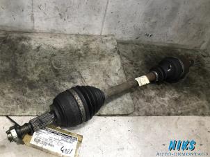 Gebruikte Cardanas links-voor (VWA) Renault Clio Prijs op aanvraag aangeboden door Niks autodemontage