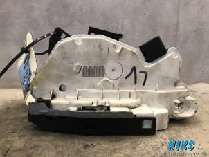 Gebruikte Deurslot Mechaniek 4Deurs links-voor Seat Ibiza IV (6J5) 1.2 12V Prijs op aanvraag aangeboden door Niks autodemontage