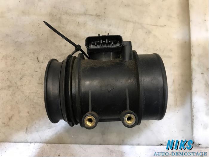 Gebruikte Luchtweger Volvo S60 I (RS/HV) 2.4 20V 140 Prijs op aanvraag aangeboden door Niks autodemontage