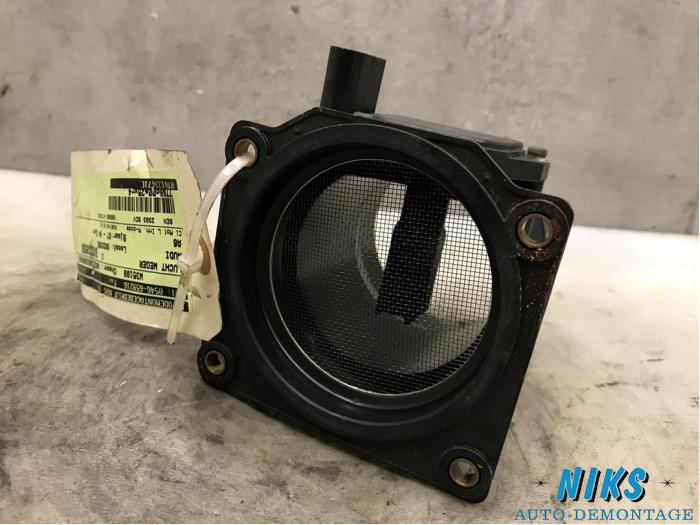 Luchtweger van een Audi A6 (C5) 2.4 V6 30V 2002