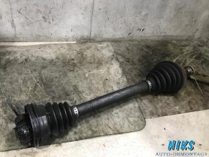 Gebruikte Aandrijfas rechts-voor Renault Megane II (BM/CM) 1.5 dCi 80 Prijs op aanvraag aangeboden door Niks autodemontage