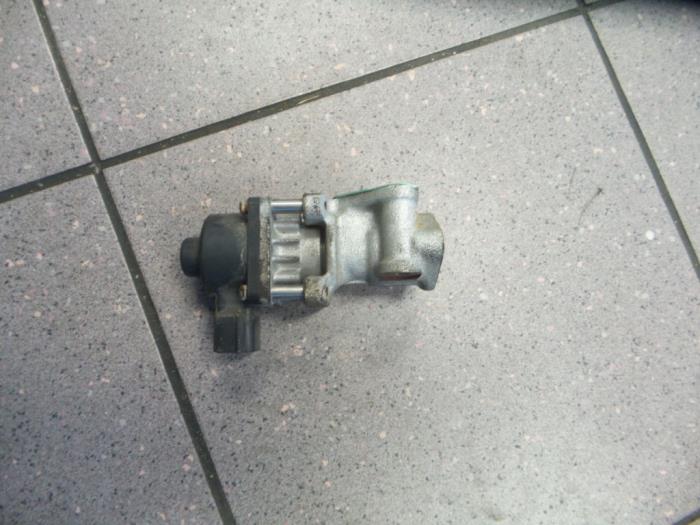 Gebruikte Uitlaat gasklep (EGR) Suzuki Alto (RF410) 1.1 16V Prijs € 40,00 Margeregeling aangeboden door Autosloopbedrijf H.C.Stouten