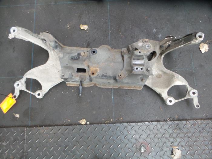 Gebruikte Subframe Honda Civic (FK/FN) 2.2 i-CTDi 16V Prijs € 125,00 Margeregeling aangeboden door Autosloopbedrijf H.C.Stouten