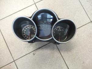 Gebruikte Tellerklok Alfa Romeo 147 (937) 2.0 Twin Spark 16V Prijs € 60,00 Margeregeling aangeboden door Autosloopbedrijf H.C.Stouten