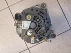 Gebruikte Dynamo Skoda Fabia Prijs € 40,00 Margeregeling aangeboden door Autosloopbedrijf H.C.Stouten