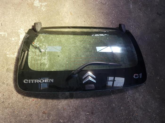 Ruit achter van een Citroën C1 1.0 12V 2007