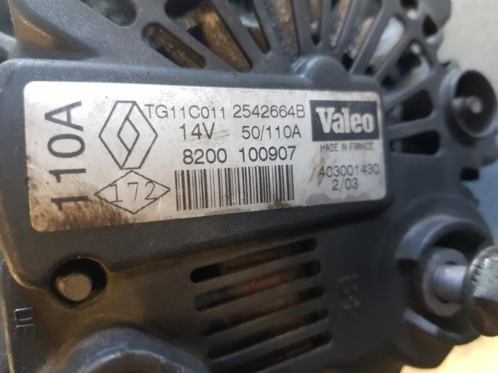 Gebruikte Dynamo Renault Scénic II (JM) 1.6 16V Prijs € 40,00 Margeregeling aangeboden door Autosloopbedrijf H.C.Stouten