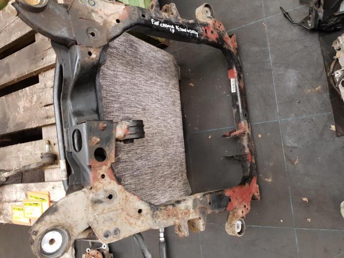 Gebruikte Subframe Fiat Croma (194) 1.9 D Multijet Prijs € 100,00 Margeregeling aangeboden door Autosloopbedrijf H.C.Stouten