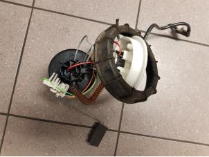 Gebruikte Tank element Pomp Ford Focus C-Max 1.8 16V Prijs € 50,00 Margeregeling aangeboden door Autosloopbedrijf H.C.Stouten
