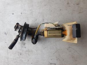 Gebruikte Tank element Pomp Hyundai Accent II/Excel II/Pony 1.3i 12V Prijs € 35,00 Margeregeling aangeboden door Autosloopbedrijf H.C.Stouten