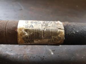 Gebruikte Homokineetas links-voor Citroen C3 (SC) 1.6 HDi 92 Prijs € 50,00 Margeregeling aangeboden door Autosloopbedrijf H.C.Stouten