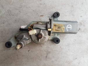 Gebruikte Ruitenwissermotor achter Chevrolet Lacetti (KLAN) 1.6 16V Prijs € 35,00 Margeregeling aangeboden door Autosloopbedrijf H.C.Stouten