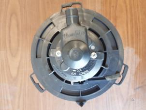 Gebruikte Blower Mazda 5 (CR19) 1.8i 16V Prijs € 35,00 Margeregeling aangeboden door Autosloopbedrijf H.C.Stouten