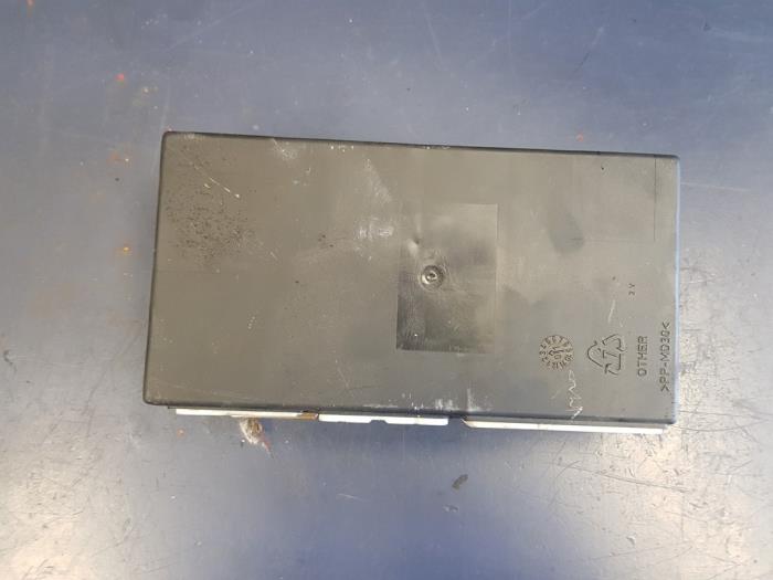 Gebruikte Computer Verlichting Volvo V40 (VW) 2.0 16V Prijs € 50,00 Margeregeling aangeboden door Autosloopbedrijf H.C.Stouten