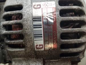 Gebruikte Alternator Daihatsu Cuore (L251/271/276) 1.0 12V DVVT Prijs € 35,00 Margeregeling aangeboden door Autosloopbedrijf H.C.Stouten
