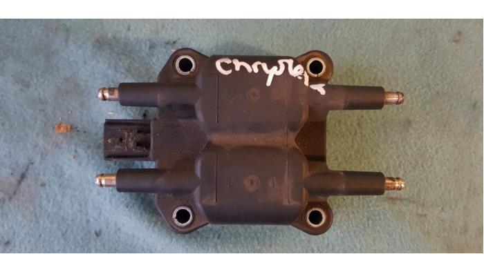 Gebruikte Bobine Chrysler PT Cruiser 2.0 16V Prijs € 30,00 Margeregeling aangeboden door Autosloopbedrijf H.C.Stouten