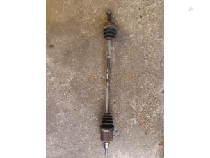 Gebruikte Homokineetas rechts-voor Suzuki Alto (SH410) 1.0 GA,GL Prijs € 35,00 Margeregeling aangeboden door Autosloopbedrijf H.C.Stouten