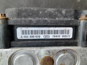 Gebruikte ABS Pomp Hyundai i30 (FD) 1.6 CVVT 16V Prijs € 80,00 Margeregeling aangeboden door Autosloopbedrijf H.C.Stouten