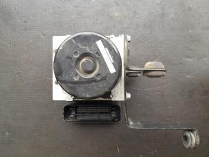 Gebruikte ABS Pomp Ford Transit Connect (PJ2) 1.6 TDCi 16V 75 Prijs € 181,50 Inclusief btw aangeboden door Autosloopbedrijf H.C.Stouten