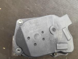 Gebruikte Gasklephuis Volkswagen Fox (5Z) 1.2 Prijs € 40,00 Margeregeling aangeboden door Autosloopbedrijf H.C.Stouten