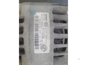 Gebruikte Dynamo Fiat Grande Punto (199) 1.2 Prijs € 40,00 Margeregeling aangeboden door Autosloopbedrijf H.C.Stouten